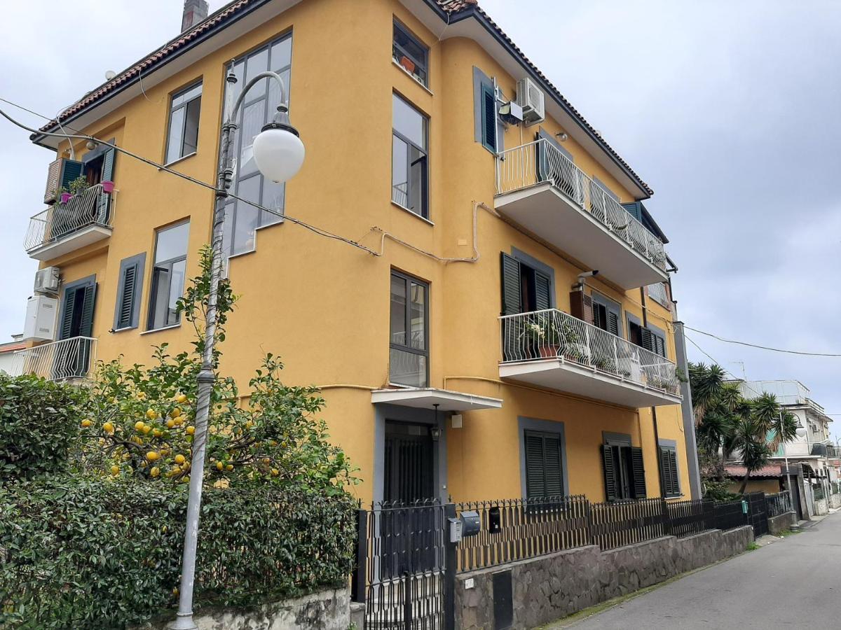 Ferienwohnung Casa Annalisa Scauri  Exterior foto